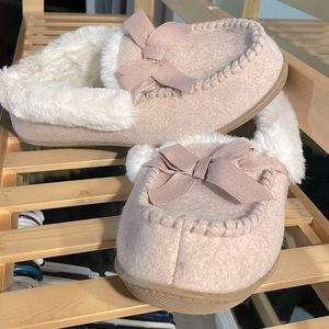 Women’s Sonoma Pink Fur-Lined Moccasins (L, 9-10)
